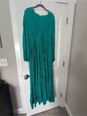 Pink Lily Teal Green Long Sleeve Maxi Dress with Tassel Tie brand new never worn
